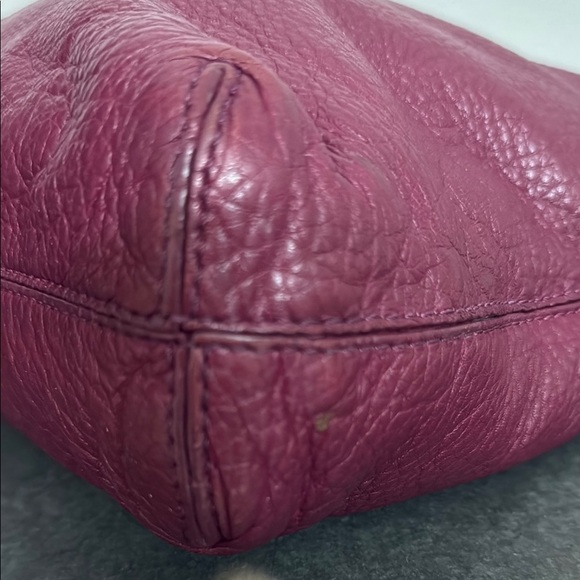 Preloved Elegant Burgundy Leather Tote Bag Micheal Kors - Picture 4 of 13